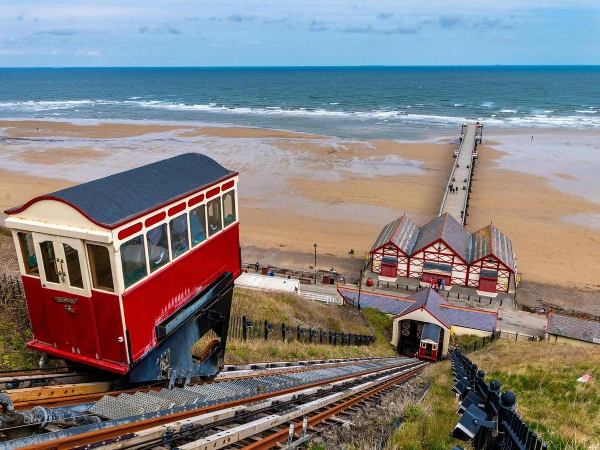 Restored Circus Wagon Saltburn-by-the-Sea Exterior photo